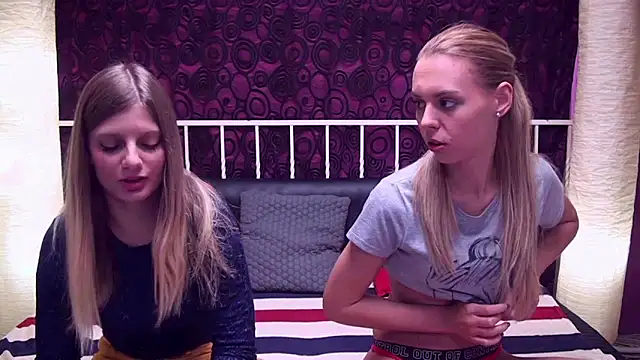 BlondeWitches online show from September 29, 2025, 3:28 pm