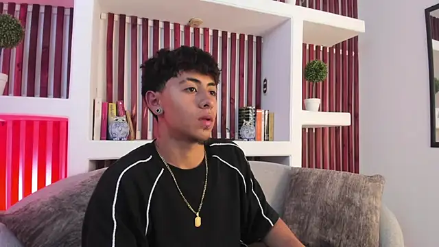 Troy dalton online show from September 12, 2025, 11:48 pm