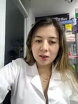 Snapshot of Sophie_del_Castillo chatting on October 25, 2025, 11:21 pm Sophie del Castillo online show from October 25, 2025, 11:21 pm