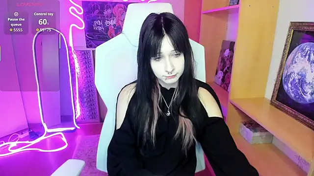 AmamiDark online show from October 10, 2025, 1:04 am