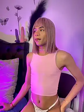 Katy bratz  online show from December 23, 2025, 3:59 am