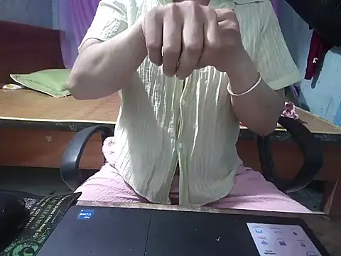 Snapshot of Xue_weng chatting on May 30, 2026, 10:29 pm Xue weng online show from May 30, 2026, 10:29 pm