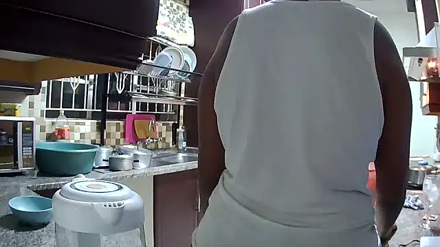 CouplesX96xx online show from February 13, 2026, 7:10 pm