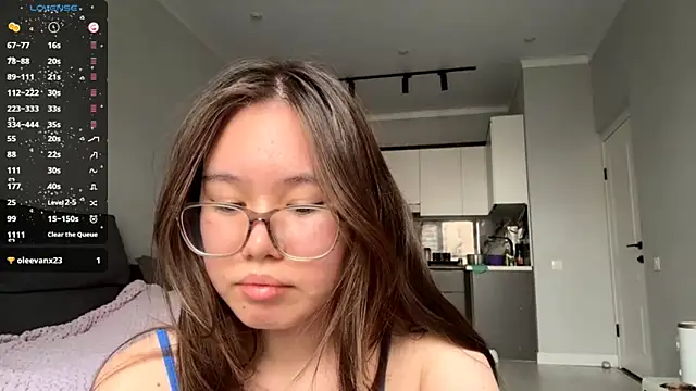 Snapshot of Wow_Akemi chatting on September 29, 2025, 9:36 am Wow Akemi online show from September 29, 2025, 9:36 am