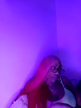 Snapshot of iamlalamilano chatting on February 3, 2026, 9:53 pm iamlalamilano online show from February 3, 2026, 9:53 pm