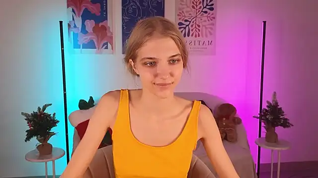 4example Chloe online show from January 11, 2026, 10:53 am