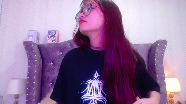 RavenLove  online show from November 5, 2025, 10:15 am