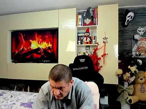 SpartacusDaddy48 online show from March 5, 2026, 9:00 pm