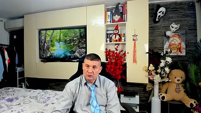 SpartacusDaddy48 online show from March 29, 2026, 4:51 pm