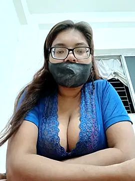 Snapshot of Elie_couple143 chatting on November 8, 2025, 6:51 pm Elie couple143 online show from November 8, 2025, 6:51 pm