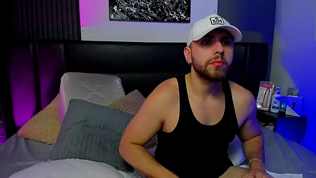 Snapshot of Maximo_Wolff chatting on September 11, 2025, 9:48 pm Maximo Wolff online show from September 11, 2025, 9:48 pm