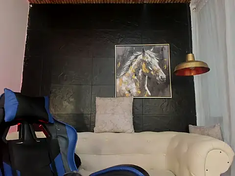 Snapshot of Maximo_Wolff chatting on October 6, 2025, 7:55 pm Maximo Wolff online show from October 6, 2025, 7:55 pm