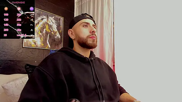 Snapshot of Maximo_Wolff chatting on November 13, 2025, 9:36 pm Maximo Wolff online show from November 13, 2025, 9:36 pm