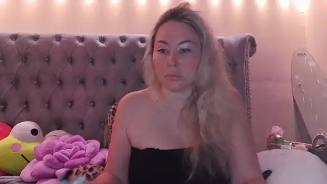 BigBoobsBlair online show from August 7, 2026, 8:00 pm