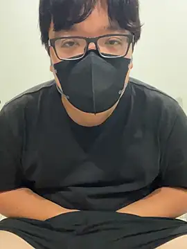 Snapshot of I_SHO0106 chatting on October 13, 2025, 10:04 am I SHO0106 online show from October 13, 2025, 10:04 am