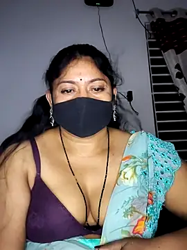 Snapshot of Telugu--Nadhini143 chatting on September 20, 2025, 3:02 pm Telugu--Nadhini143 online show from September 20, 2025, 3:02 pm