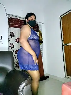 Snapshot of Telugu--Nadhini143 chatting on September 28, 2025, 6:24 pm Telugu--Nadhini143 online show from September 28, 2025, 6:24 pm