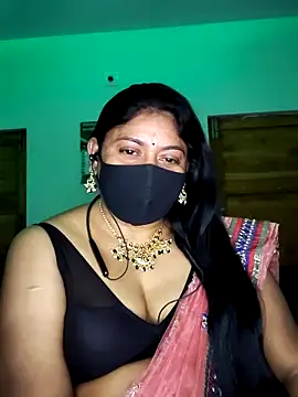 Snapshot of Telugu--Nadhini143 chatting on October 15, 2025, 3:45 pm Telugu--Nadhini143 online show from October 15, 2025, 3:45 pm