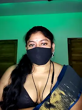 Snapshot of Telugu--Nadhini143 chatting on October 30, 2025, 3:24 pm Telugu--Nadhini143 online show from October 30, 2025, 3:24 pm