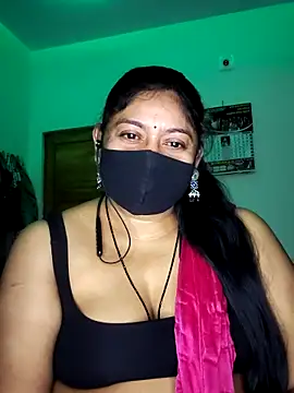 Snapshot of Telugu--Nadhini143 chatting on November 6, 2025, 5:03 pm Telugu--Nadhini143 online show from November 6, 2025, 5:03 pm