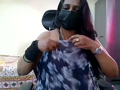 ammu1990 online show from June 21, 2026, 10:18 am