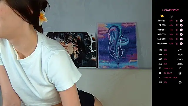 RinaRay online show from October 27, 2025, 3:16 pm