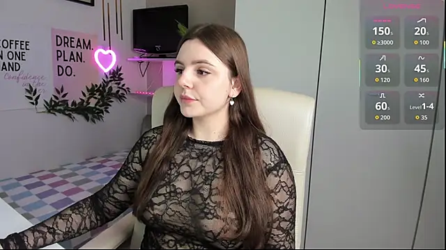 LiaWoow online show from October 11, 2025, 9:08 am