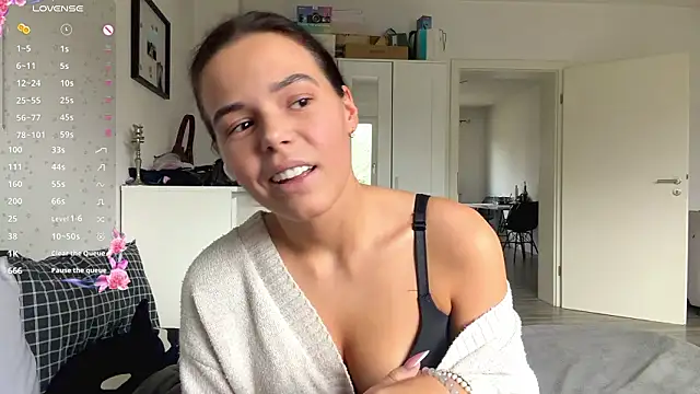 MaydaCornwall online show from February 10, 2026, 3:05 pm