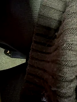 HiddenHoneyLDN online show from December 2, 2025, 10:20 am