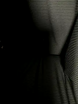 HiddenHoneyLDN online show from December 22, 2025, 10:56 am