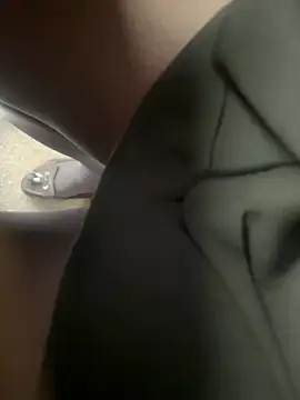 HiddenHoneyLDN online show from January 14, 2026, 11:49 am