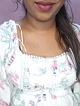 Snapshot of Marathi_jiya1 chatting on May 27, 2026, 5:04 am Marathi jiya1 online show from May 27, 2026, 5:04 am