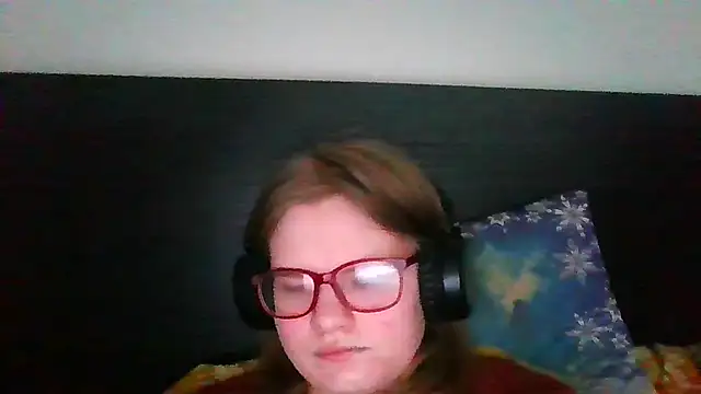 Moonolighta online show from March 17, 2026, 8:39 am