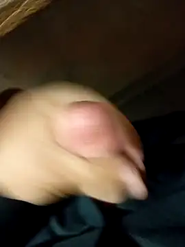 Yona-67 online show from November 23, 2025, 1:05 am