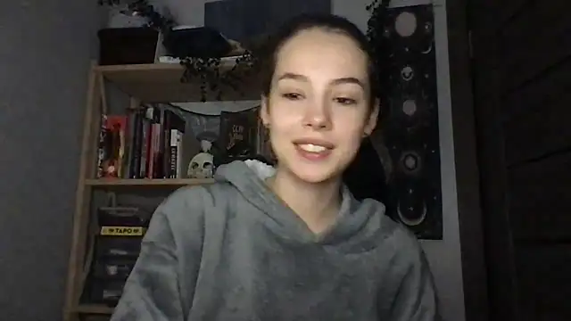 Yuna5343 online show from March 3, 2026, 9:10 pm