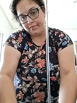 valkiriabbw online show from January 13, 2026, 2:33 pm