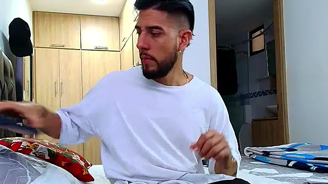 Snapshot of DaveSoldier chatting on February 22, 2026, 8:51 pm DaveSoldier online show from February 22, 2026, 8:51 pm