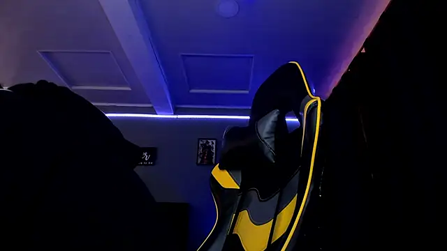 alexgiraldo   online show from September 11, 2025, 12:05 pm