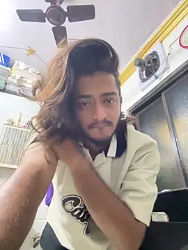 Snapshot of seenu2101 chatting on March 2, 2026, 3:30 am seenu2101 online show from March 2, 2026, 3:30 am