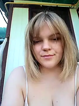 Snapshot of SirWolff chatting on May 22, 2026, 3:06 pm SirWolff online show from May 22, 2026, 3:06 pm
