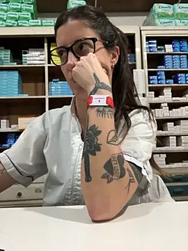 ferchule7 online show from September 30, 2025, 5:18 pm