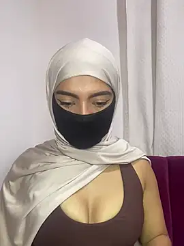jade nassar online show from July 4, 2026, 1:56 am
