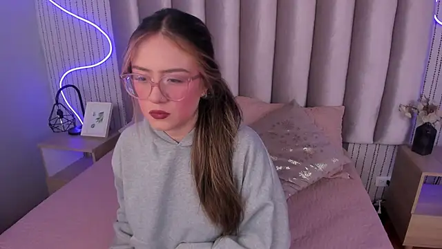 SamanthaPeachss online show from October 24, 2025, 12:23 pm