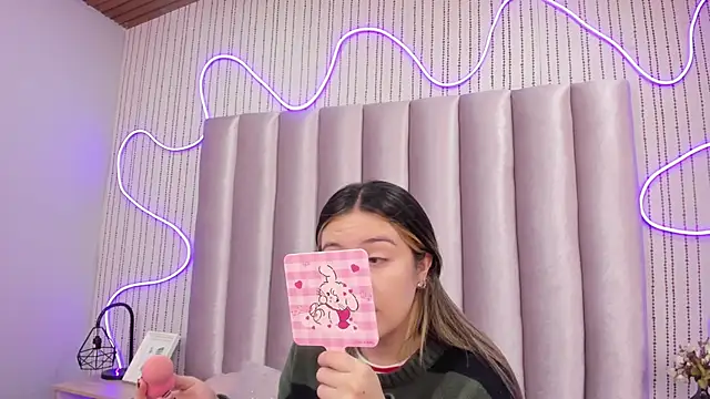 SamanthaPeachss online show from November 28, 2025, 11:46 am