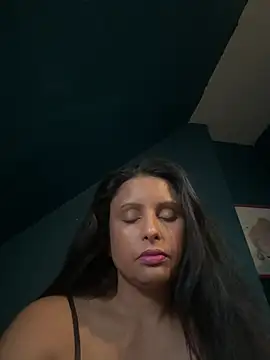 Angelaarayexx online show from March 7, 2026, 2:25 pm