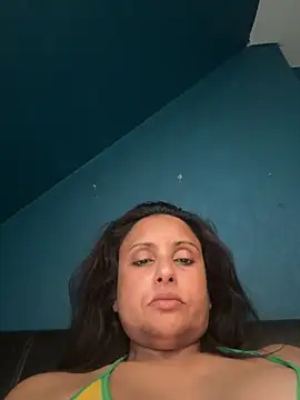 Angelaarayexx online show from May 24, 2026, 7:13 am