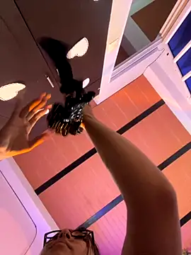 emilysofiia online show from October 4, 2025, 8:51 pm