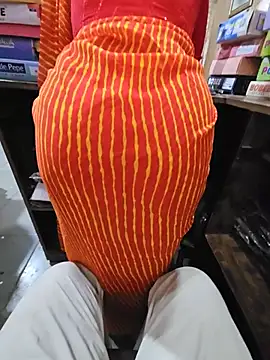 indianhotwife639 online show from July 28, 2026, 12:23 pm