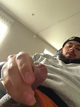 Bbrn69official online show from December 19, 2025, 9:11 pm