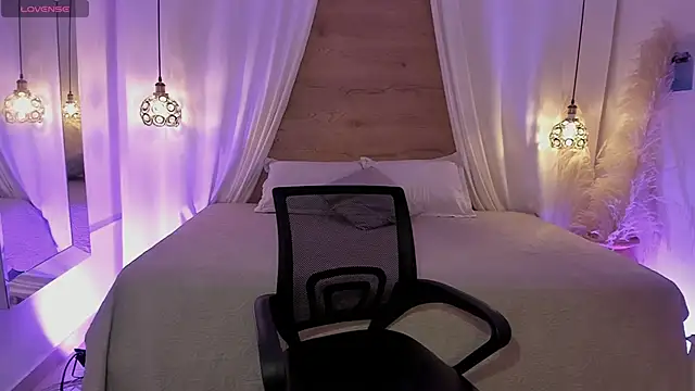 Snapshot of Artemisa08 chatting on October 1, 2025, 2:06 am Artemisa08 online show from October 1, 2025, 2:06 am